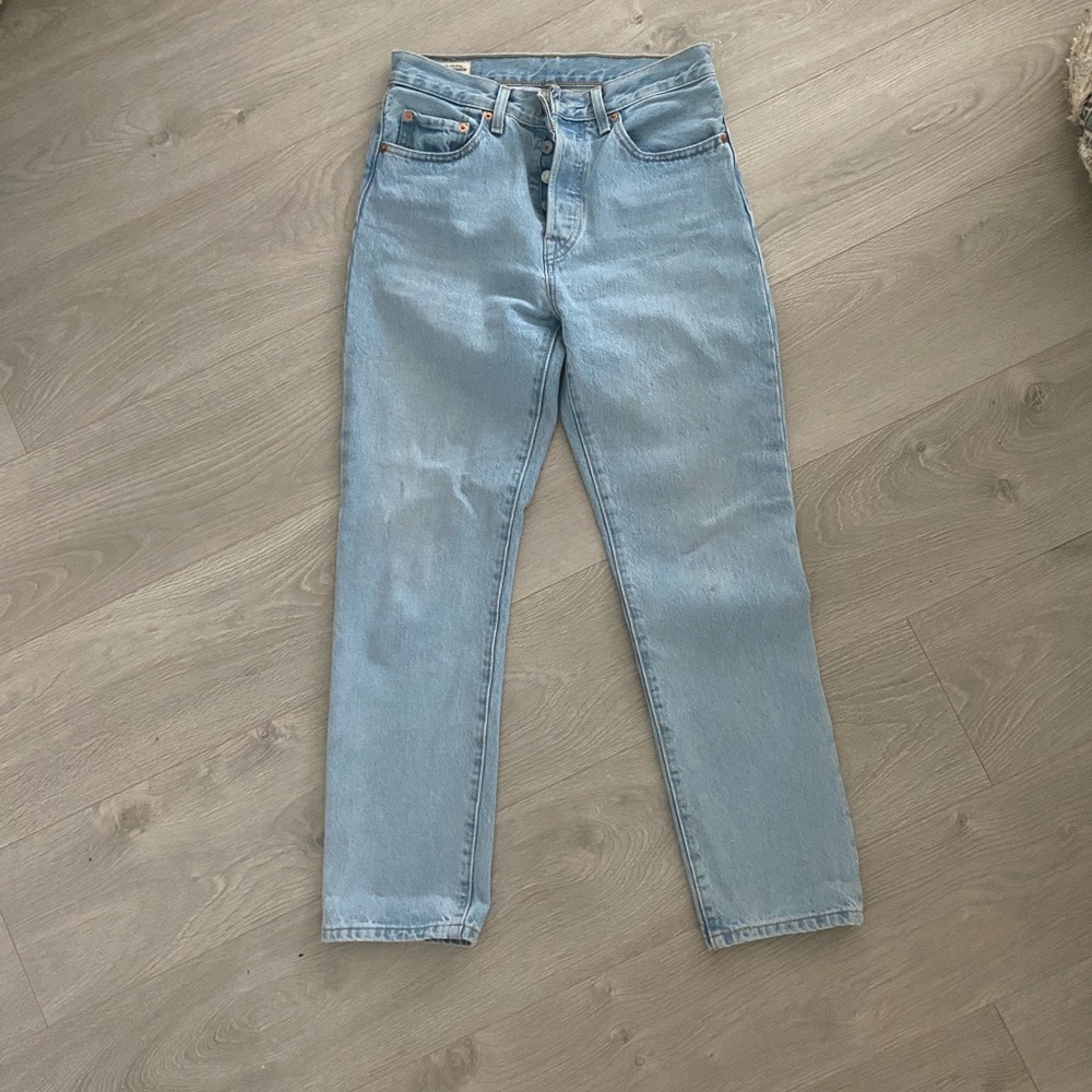 Like new Levi 501